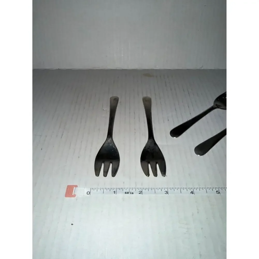 Vintage - SET OF 4 - Sheffield England - Silver Plate - Dessert/Appetizer Forks